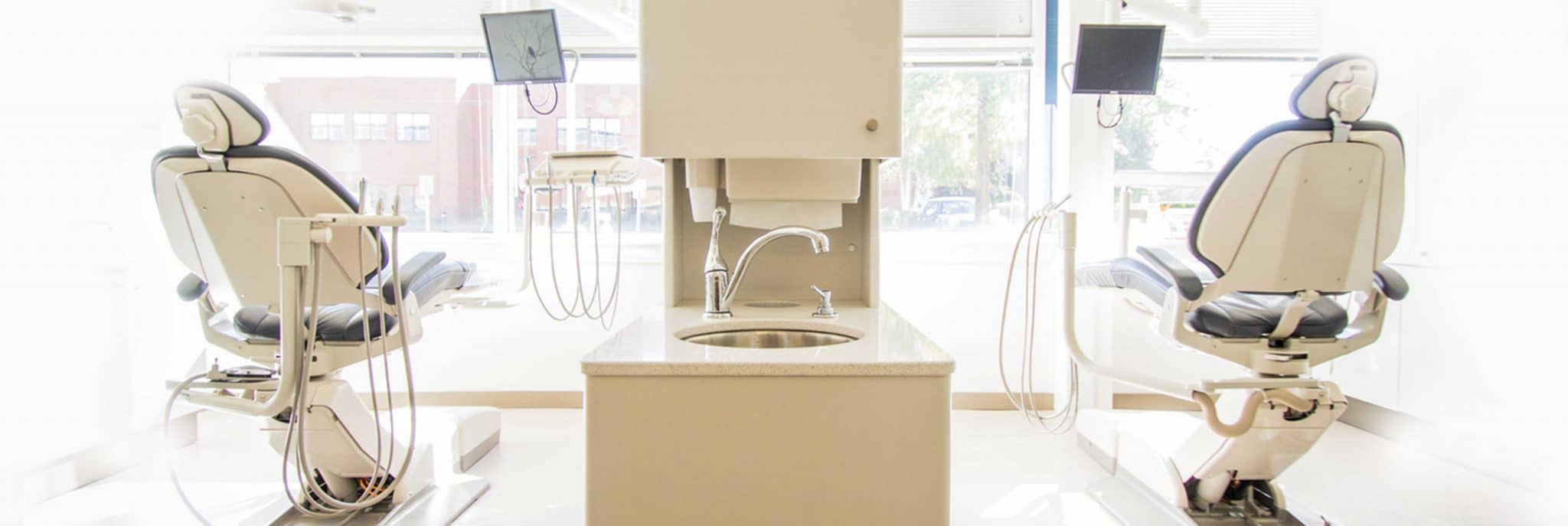 cosmetic-dentist-in-sydney-4 dental-chairs